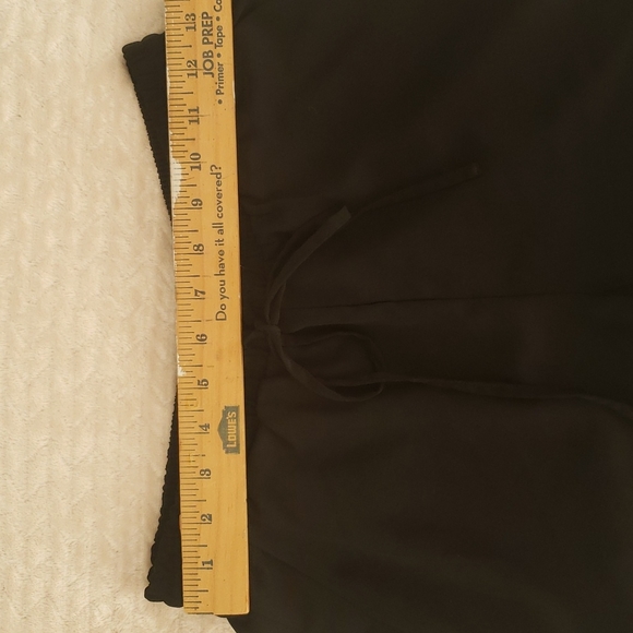 🖤3/$15 Silky Lace Trimmed Shorts, Size Medium - Picture 7 of 10